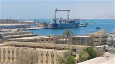 تداول 10 آلاف طن بضائع و585 شاحنة بموانئ البحر الأحمر 
