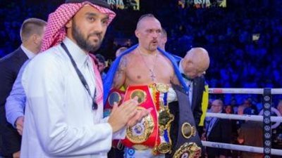 ملاكم أوكراني يعتزل الملاكمة ليحترف كرة القدم بعد نزاله الأخير بالسعودية