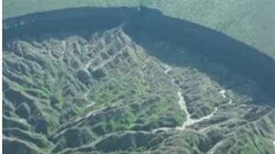 ذوبان جليد أكبر منخفض صقيع في العالم| شاهد 