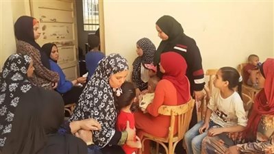 قافلة طبية لـ 200 حالة بقرية منقريش ببني سويف  
