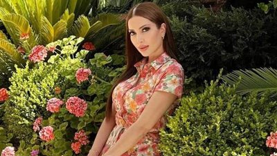 نسرين طافش تستعرض أنوثتها بالكاجوال وطليقها يمر بقصة حب جديدة