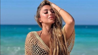 بيكيني سارة سلامة يضعها في موقف محرج|انتقادات لاذعة ورد قوي من النجمة