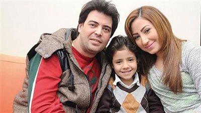 سر خلاف فطين سعيد والمطربة بوسي بعد رحيله