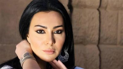 ميرهان حسين على البحر 