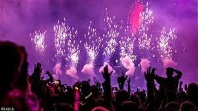 شاب صينى يمزق رئته إعجاباً بفرقته الموسيقية