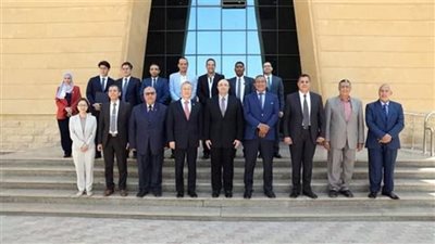 محافظ بني سويف وسفير كوريا الجنوبية يتفقدان الجامعة التكنولوجية