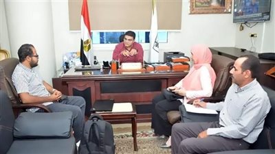 نائب محافظ بني سويف يناقش موقف استلام المشروعات المنفذة