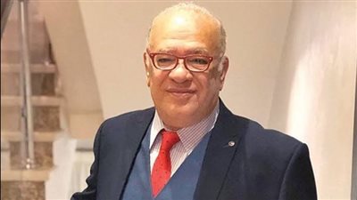 شوقي حجاب .. صلاح عبدالله يرسل له طلب صداقة بعد وفاته