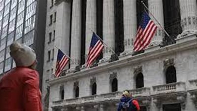 الفيدرالي الأمريكي يرفع الفائدة لأعلى مستوياتها.. والدولار ينهار بالأسواق العالمية