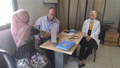  البحيرة تقدم خدمات طبية وندوات تثقيفية بشبراخيت وإيتاي البارود