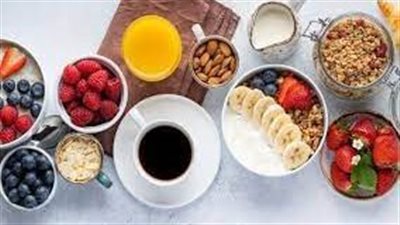 حكم صيام من نام وفاته الإفطار والسحور واشتد عليه الجوع والعطش