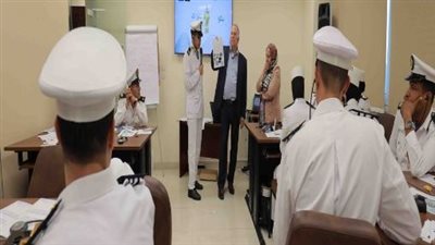 الداخلية تعقد دورة تدريبية في مجال الكشف عن الوثائق المزورة لمكافحة الإتجار بالبشر