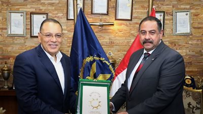 محافظ الشرقية: نشر الأمن في ربوع الوطن يساهم في دعم المشروعات الاقتصادية 