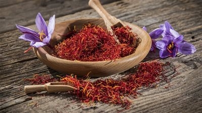 يقلل أعراض الاكتئاب.. فوائد الزعفران أغلى أنواع التوابل بالعالم