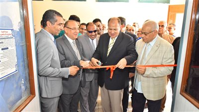 محافظ أسيوط ونائب رئيس جامعة الأزهر يفتتحان وحدتي