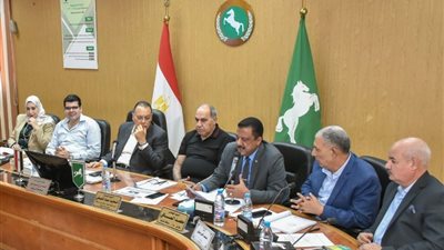 محافظ الشرقية: إزالة 3435 حالة تعدٍ على الأراضي الزراعية 