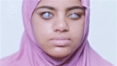 هاجر محمد الأولى على مستوى الجمهورية بالثانوية العامة 