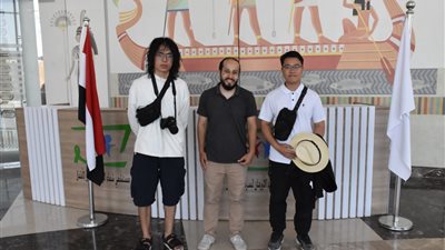 وفد جامعة اليابان يدعم مرضى أورام الأقصر