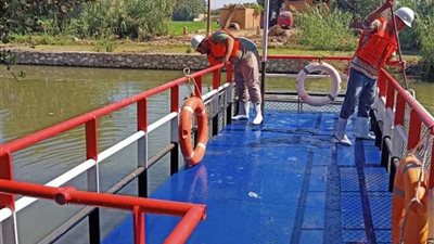 رئيس مياه القناة: مستمرون في تطهير مأخذ محطات الشرب بالسويس والإسماعيلية وبورسعيد