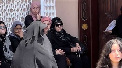جنازة عبدالله حسن يوسف| عفاف شعيب ومحمد فؤاد وميرفت أمين أول الحضور
