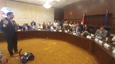 تكريم بعض شباب البحيرة لإجتيازهم دورات التثقيف السياسي