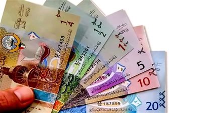 أسعار الدينار الكويتي مقابل الجنيه في البنوك