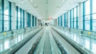 الطيران المدني تنفي إيقاف عمل المشاية الكهربائية 