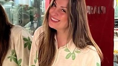 نرمين الفقي تستعرض قوامها الكمثري قي المهرجان القومي للمسرح