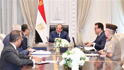 السيسى يوجه باستمرار وتكثيف العمل لتطوير منظومة الصحة في مصر