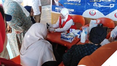 إطلاق 180 قافلة طبية مجانية بجميع المحافظات خلال أغسطس