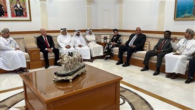 محافظ جنوب سيناء يدعو محافظ ظفار العمانية لزيارة مدينة شرم الشيخ