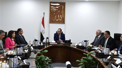مدبولي يتابع مخططات المنطقة الاستثمارية بـ