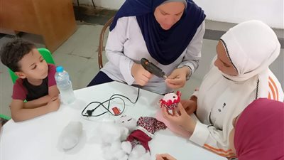 أهمية الحرف الشعبية ضمن محاضرات وقراءات وورش فنية بثقافة الجيزة