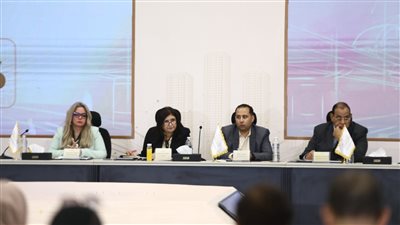 الحوار الوطني.. زكي القاضي: نعيش أعظم العصور في المكاسب العامة للمرأة المصرية
