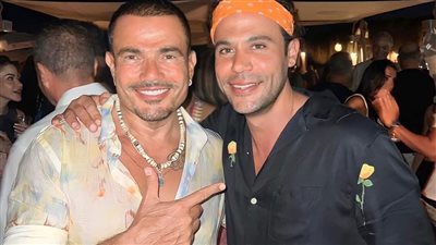 محمد إمام وعمرو دياب يقضيان عطلتهما في الساحل الشمالي (صورة)