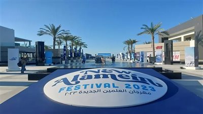  بدء توافد الجمهور على حفل مدحت صالح بمهرجان العلمين