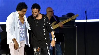 محمد منير وحميد الشاعري يشعلان مهرجان العلمين بأجمل أغانيهما 