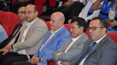 وزير الرياضة يلتقى شباب YLY المنضمين حديثا للمشروع بموسمه الخامس  