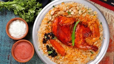 على خُطى المطاعم.. طريقة عمل مندي الدجاج 
