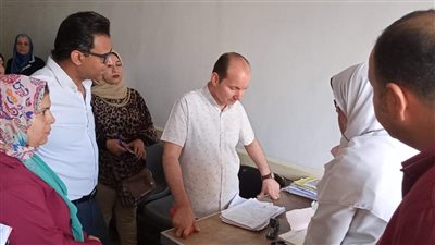 وكيل صحة البحيرة يترأس فريقًا للمرور على مستشفى كفر الدوار العام 
