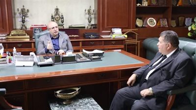 محافظ بني سويف يلتقي  رئيس جهاز تنمية المشروعات المتوسطة  ومتناهية الصغر