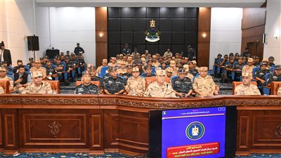 الفريق أسامة عسكر يشهد تنفيذ مشروع مراكز القيادة التعبوى