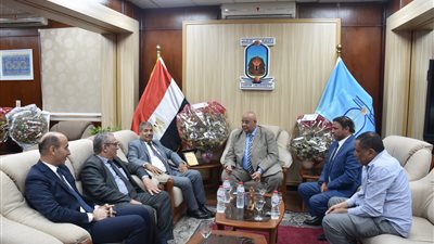 لجنة قطاع العلوم الأساسية بـ