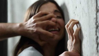  جريمة صادمة بالمرج.. طالب يعاشر شقيقته وتنجب منه سفاحا