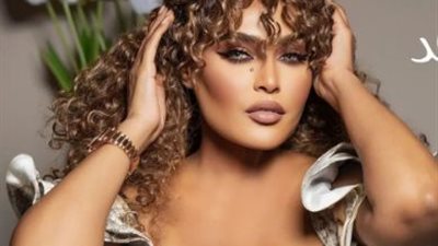 وعد تتألق بالأبيض الناصع في مهرجان خريف ظفار