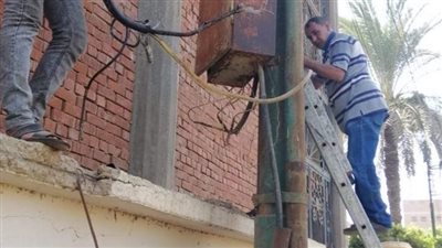 استبدال اللمبات الصوديوم لترشيد الكهرباء بمركز المحلة 