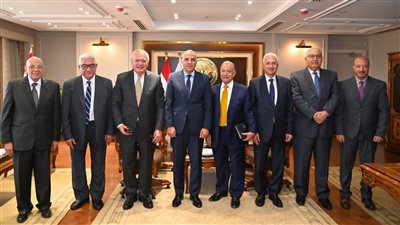 وزير الري يستعرض موقف مشروعات التعاون الثنائى بين مصر والدول الإفريقية وأعمال الأمكاو