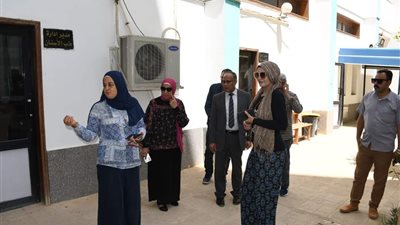 نائب رئيس جامعة القناة يتابع الإستعدادات النهائية  لبدء الكشف الطبى بالإدارة الطبية