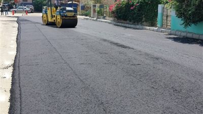 مديرية الطرق والنقل بالإسماعيلية تقوم بتطوير شوارع التل الكبير