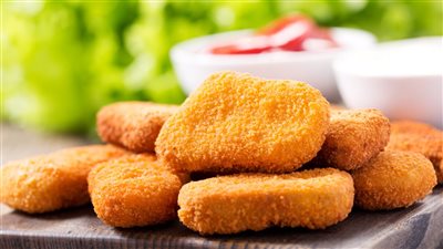 طريقة عمل ناجتس السلمون.. يعالج التهاب القولون